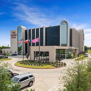 Crowne Plaza Suites Arlington By Ihg